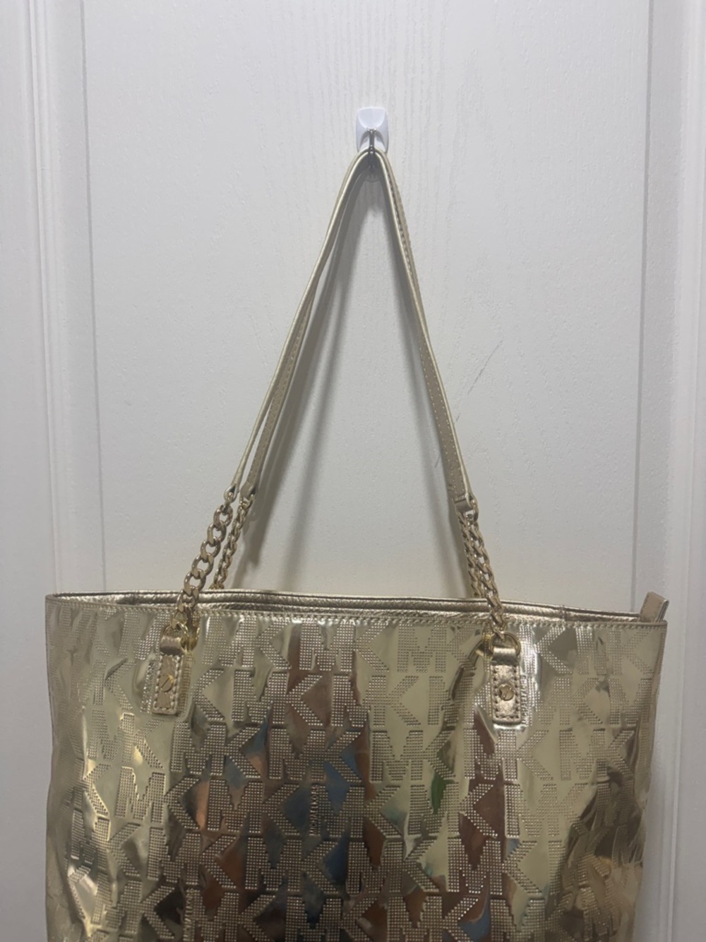 Michael Kors Jet Set Chain Tote Gold Metallic MK Logo Shoulder Bag NWT - Picture 2 of 11